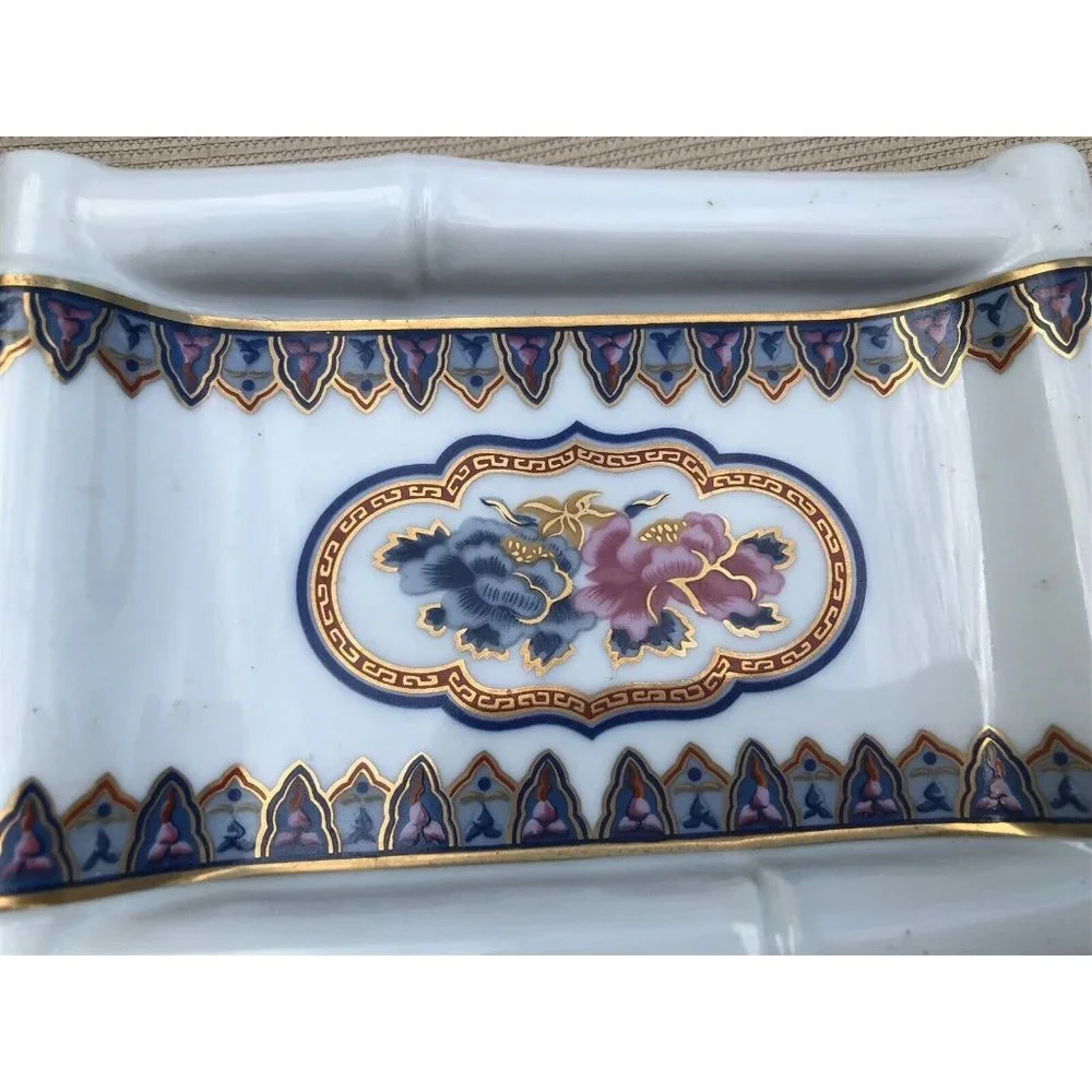 CHINOISERIE COLLECTION SOAP DISH BY ELIZABETH ARDEN MADE IN JAPAN